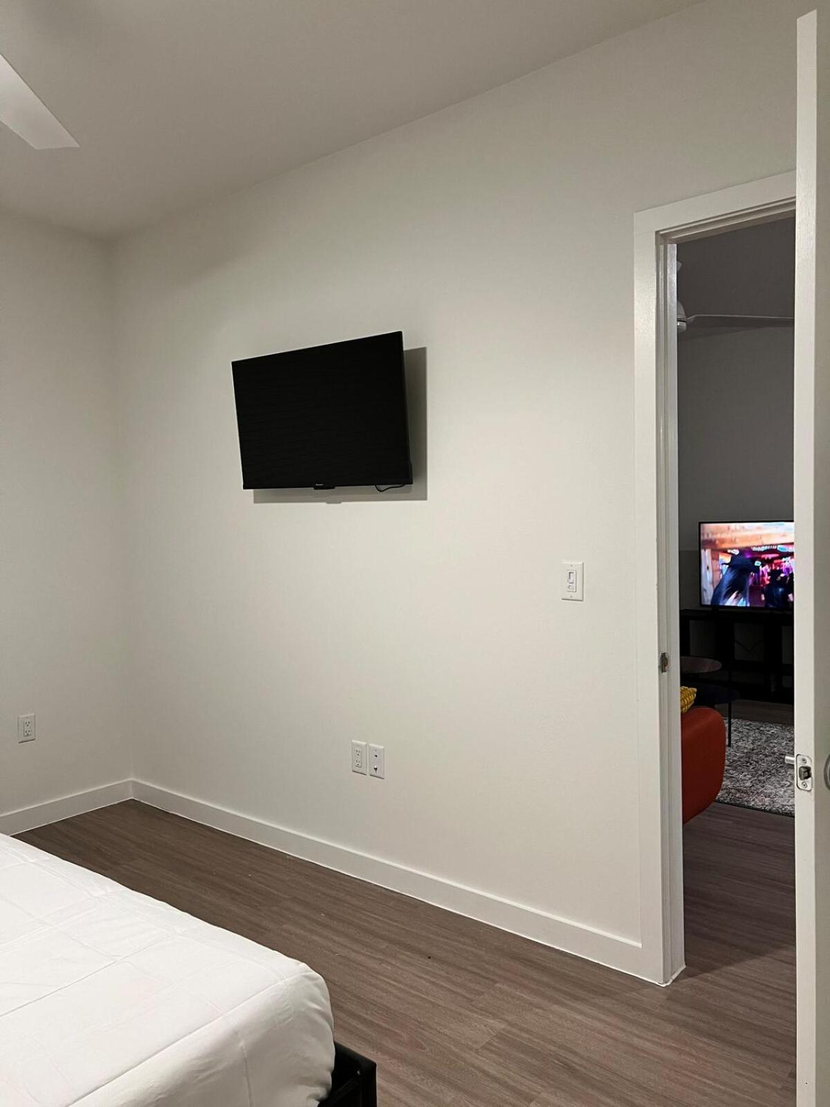 2bedroom Unit In Dallasdowntown Dallas